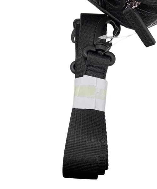 ARMANI EXCHANGE（アルマーニ エクスチェンジ）ARMANI EXCHANGE (アルマーニ エクスチェンジ) メッセンジャーバッグ ブラックの古着・服飾アイテム