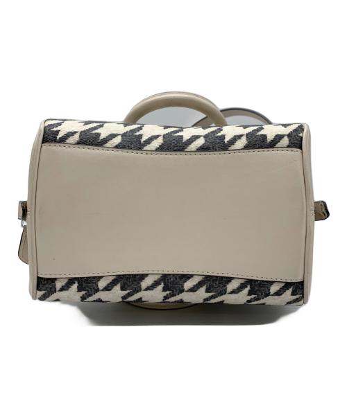 COACH（コーチ）COACH (コーチ) ショルダーバッグ アイボリーの古着・服飾アイテム