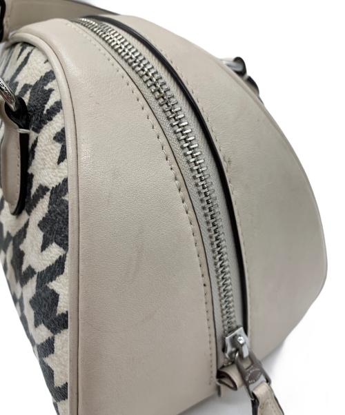 COACH（コーチ）COACH (コーチ) ショルダーバッグ アイボリーの古着・服飾アイテム