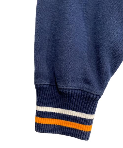 X-LARGE（エクストララージ）X-LARGE (エクストララージ) TRIPED SLEEVE TEAM LOGO CREWNECK SWEAT ネイビー サイズ:Lの古着・服飾アイテム