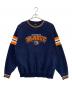 X-LARGE（エクストララージ）の古着「TRIPED SLEEVE TEAM LOGO CREWNECK SWEAT」｜ネイビー