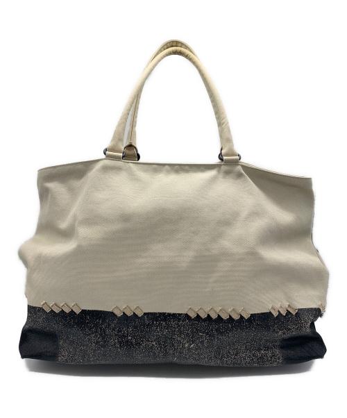 BOTTEGA VENETA（ボッテガベネタ）BOTTEGA VENETA (ボッテガベネタ) ハンドバッグ アイボリーの古着・服飾アイテム