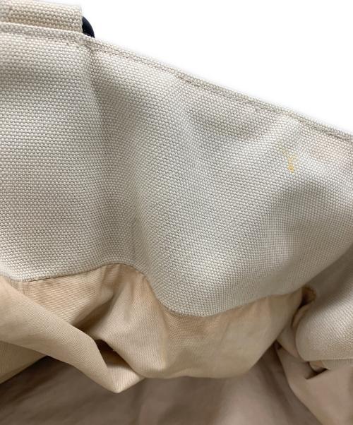 BOTTEGA VENETA（ボッテガベネタ）BOTTEGA VENETA (ボッテガベネタ) ハンドバッグ アイボリーの古着・服飾アイテム