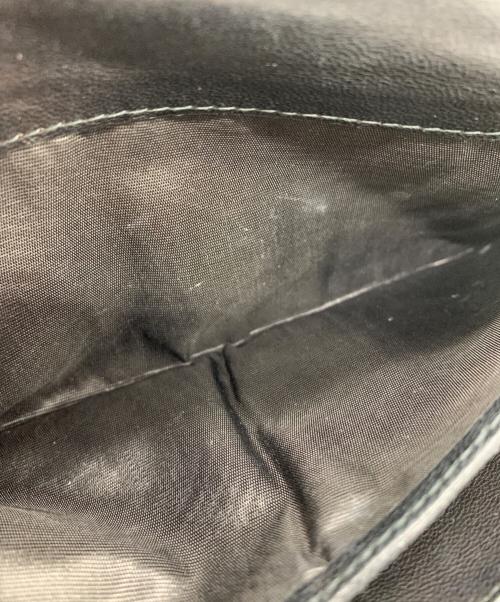 MIU MIU（ミュウミュウ）MIU MIU (ミュウミュウ) 長財布の古着・服飾アイテム