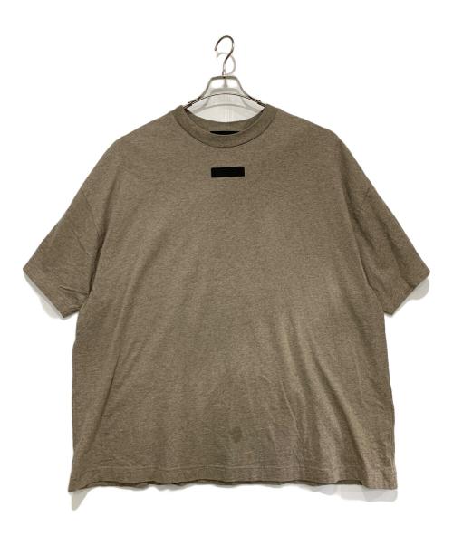 FOG ESSENTIALS（フィアオブゴッド エッセンシャル）FOG ESSENTIALS (フィアオブゴッド エッセンシャル) 半袖カットソー ブラウン サイズ:Lの古着・服飾アイテム