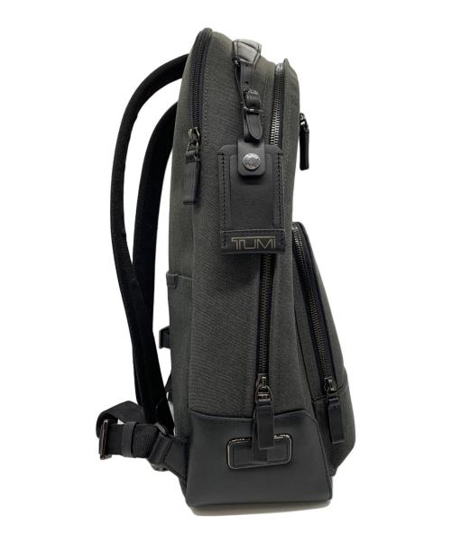 TUMI（トゥミ）TUMI (トゥミ) リュック グレーの古着・服飾アイテム