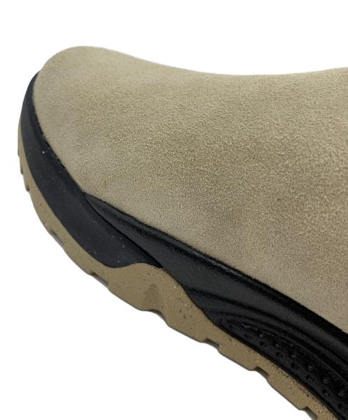 NIKE（ナイキ）NIKE (ナイキ) スニーカー ベージュ サイズ:26.5cmの古着・服飾アイテム