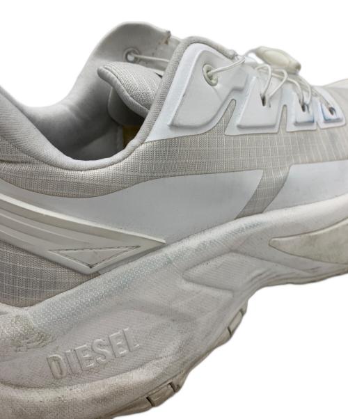 DIESEL（ディーゼル）DIESEL (ディーゼル) D-Cage Runner ホワイト サイズ:29ｃｍの古着・服飾アイテム