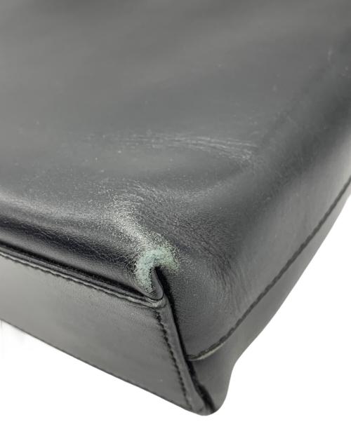 Salvatore Ferragamo（サルヴァトーレ フェラガモ）Salvatore Ferragamo (サルヴァトーレ フェラガモ) ショルダーバッグ ブラックの古着・服飾アイテム