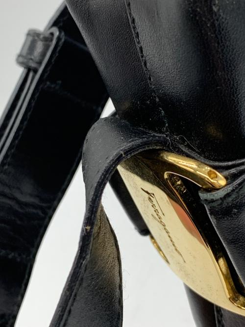 Salvatore Ferragamo（サルヴァトーレ フェラガモ）Salvatore Ferragamo (サルヴァトーレ フェラガモ) ショルダーバッグ ブラックの古着・服飾アイテム