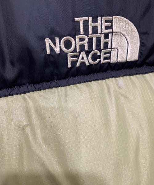 THE NORTH FACE（ザ ノース フェイス）THE NORTH FACE (ザ ノース フェイス) ヌプシダウンジャケット ブラック×カーキ サイズ:Mの古着・服飾アイテム