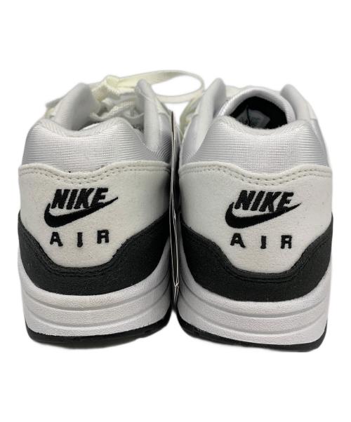 NIKE（ナイキ）NIKE (ナイキ) スニーカー ホワイト×ブラック サイズ:25.5㎝ 未使用品の古着・服飾アイテム