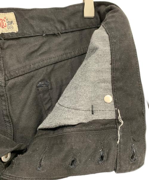 stussy（ステューシー）stussy (ステューシー) ストレートデニムパンツ ブラック サイズ:30の古着・服飾アイテム