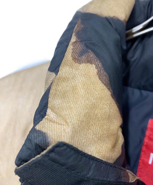 THE NORTH FACE（ザ ノース フェイス）THE NORTH FACE (ザ ノース フェイス) Supreme (シュプリーム) ダウンジャケット ブラウン×ブラック サイズ:Mの古着・服飾アイテム