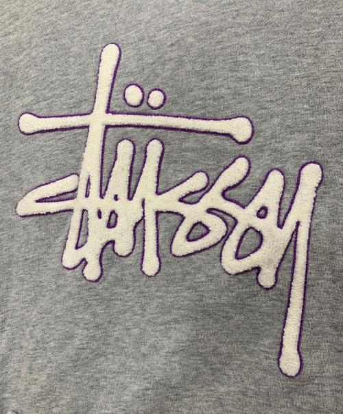stussy（ステューシー）stussy (ステューシー) プルオーバーパーカー グレー サイズ:Mの古着・服飾アイテム