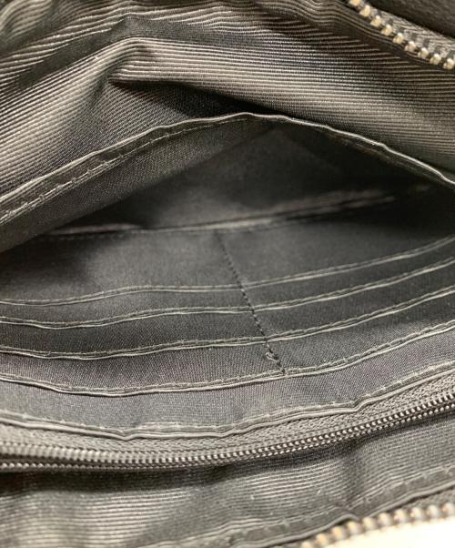 EVEX by KRIZIA（エヴェックスバイクリツィア）EVEX by KRIZIA (エヴェックスバイクリツィア) ショルダーバッグ ホワイト×ブラックの古着・服飾アイテム