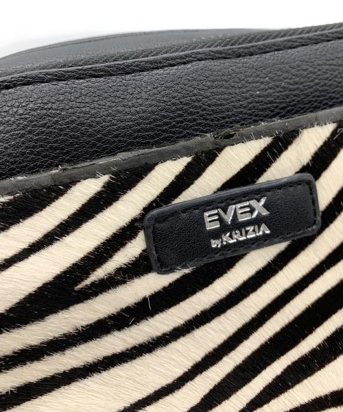 EVEX by KRIZIA（エヴェックスバイクリツィア）EVEX by KRIZIA (エヴェックスバイクリツィア) ショルダーバッグ ホワイト×ブラックの古着・服飾アイテム