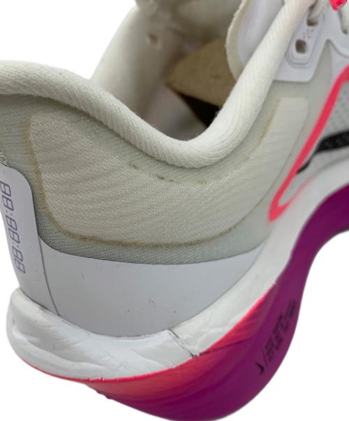 NIKE（ナイキ）NIKE (ナイキ) ランニングシューズ ホワイト サイズ:23㎝の古着・服飾アイテム