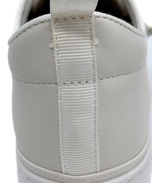 MACKINTOSH LONDON（マッキントッシュ ロンドン）MACKINTOSH LONDON (マッキントッシュ ロンドン) ローカットスニーカー ベージュ サイズ:24㎝の古着・服飾アイテム