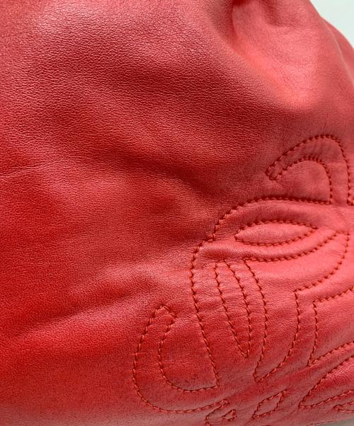 LOEWE（ロエベ）LOEWE (ロエベ) ハンドバッグ レッドの古着・服飾アイテム