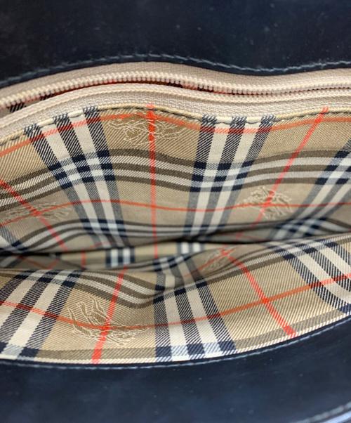 BURBERRY（バーバリー）BURBERRY (バーバリー) ノバチェックハンドバッグ ブラックの古着・服飾アイテム