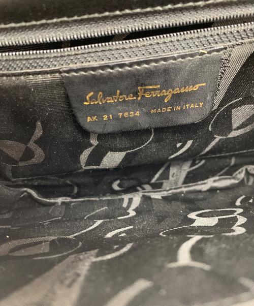 Salvatore Ferragamo（サルヴァトーレ フェラガモ）Salvatore Ferragamo (サルヴァトーレ フェラガモ) ワンショルダーバッグ ブラックの古着・服飾アイテム