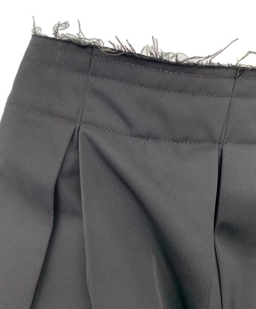 ENFOLD（エンフォルド）ENFOLD (エンフォルド) メモリーツイルプリーツスカート ブラック サイズ:36の古着・服飾アイテム