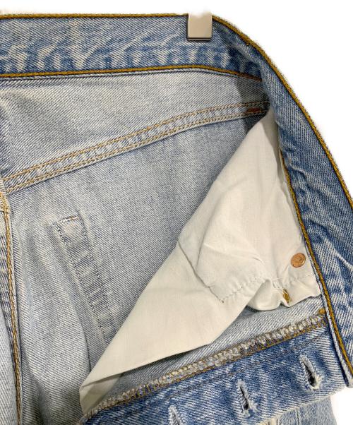 LEVI'S（リーバイス）LEVI'S (リーバイス) ダメージデニムパンツ インディゴ サイズ:Ｗ32　Ｌ30の古着・服飾アイテム