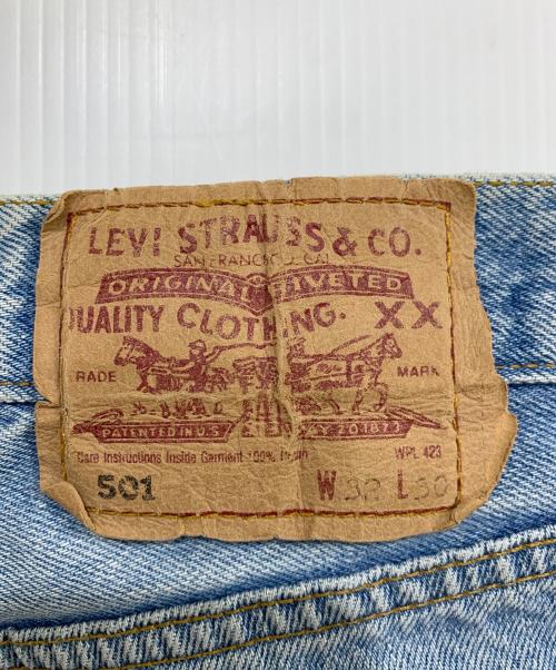 LEVI'S（リーバイス）LEVI'S (リーバイス) ダメージデニムパンツ インディゴ サイズ:Ｗ32　Ｌ30の古着・服飾アイテム