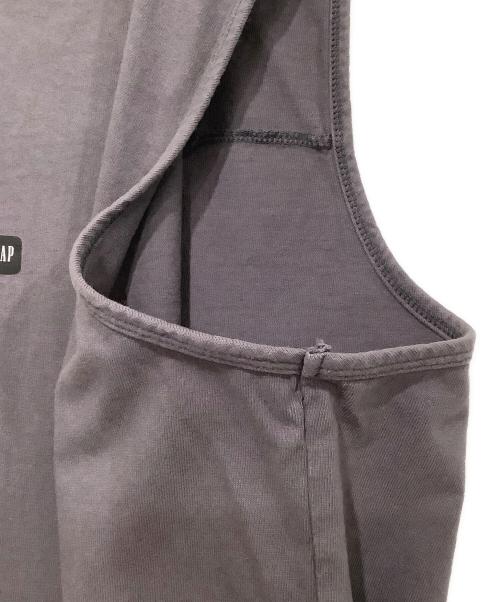 GAP YEEZY（イージー ギャップ）GAP YEEZY (イージー ギャップ) ノースリーブカットソー グレー サイズ:Mの古着・服飾アイテム