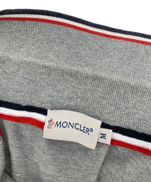 MONCLER（モンクレール）MONCLER (モンクレール) ポロシャツ グレー サイズ:Mの古着・服飾アイテム