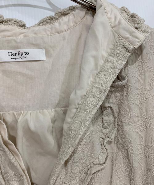 HER LIP TO（ハーリップトゥ）Her lip to (ハーリップトゥ) ノースリーブ・キャミソールワンピース ベージュ サイズ:Mの古着・服飾アイテム