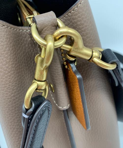 COACH（コーチ）COACH (コーチ) ショルダーバッグ ブラウンの古着・服飾アイテム