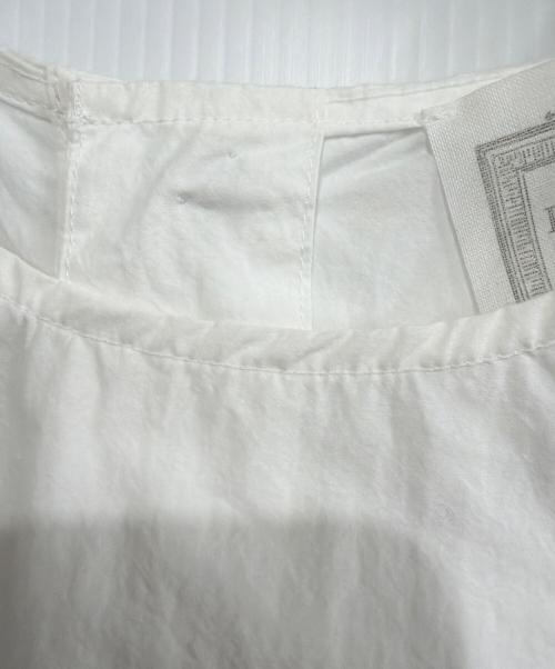 BEARDSLEY（ビアズリー）BEARDSLEY (ビアズリー) 長袖ブラウス ホワイト サイズ:FREEの古着・服飾アイテム