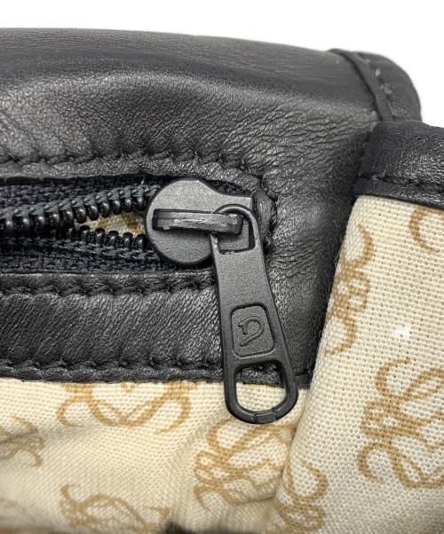 LOEWE（ロエベ）LOEWE (ロエベ) ショルダーバッグ ブラックの古着・服飾アイテム