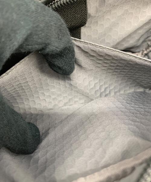 TUMI（トゥミ）TUMI (トゥミ) ポーチ ブラックの古着・服飾アイテム