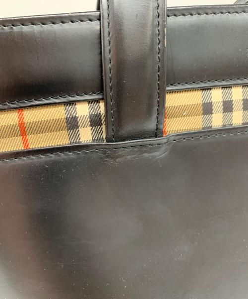 BURBERRY（バーバリー）BURBERRY (バーバリー) ハンドバッグ ベージュ×ブラックの古着・服飾アイテム