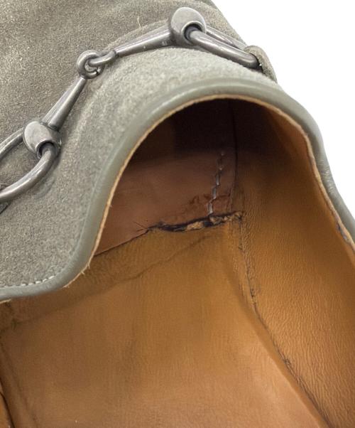 GUCCI（グッチ）GUCCI (グッチ) ビットローファー カーキ サイズ:9　1/2の古着・服飾アイテム