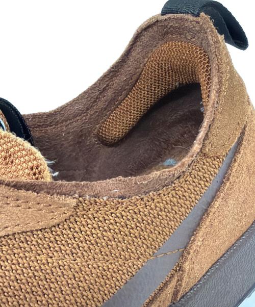 NIKE（ナイキ）NIKE (ナイキ) ローカットスニーカー ブラウン サイズ:27cmの古着・服飾アイテム