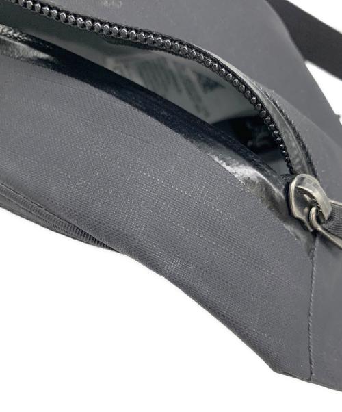 ARC'TERYX（アークテリクス）ARC'TERYX (アークテリクス) ボディバッグ ブラックの古着・服飾アイテム