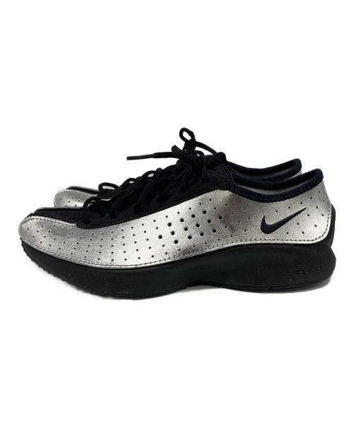 NIKE（ナイキ）NIKE (ナイキ) スニーカー シルバー サイズ:25.5の古着・服飾アイテム