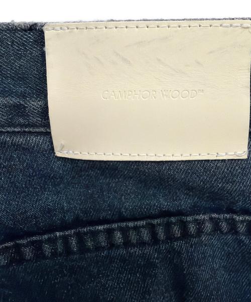 CAMPHOR WOOD（カンファーウッド）camphor wood (カンファーウッド) ダメージ加工デニムパンツ インディゴ サイズ:Mの古着・服飾アイテム