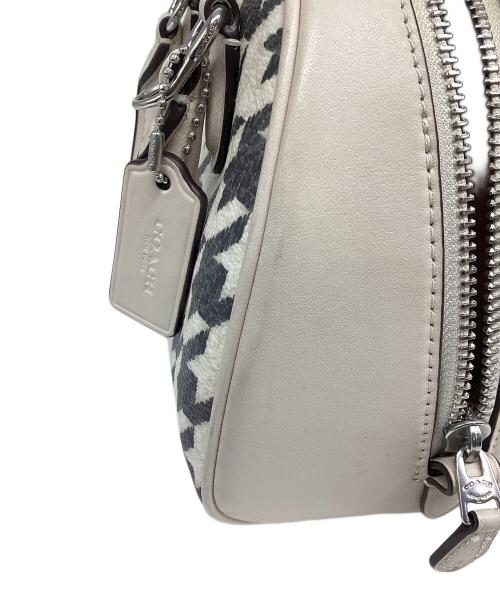 COACH（コーチ）COACH (コーチ) ショルダーバッグ ブラック×ホワイトの古着・服飾アイテム