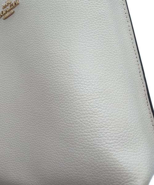 COACH（コーチ）COACH (コーチ) ショルダーバッグ アイボリーの古着・服飾アイテム