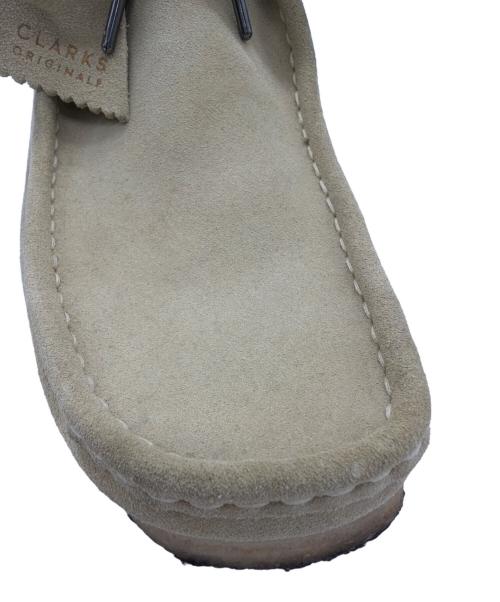 CLARKS（クラークス）CLARKS (クラークス) ワラビ ベージュ サイズ:26.5cmの古着・服飾アイテム