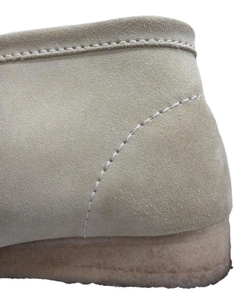 CLARKS（クラークス）CLARKS (クラークス) ワラビ ベージュ サイズ:26.5cmの古着・服飾アイテム