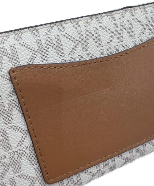 MICHAEL KORS（マイケルコース）MICHAEL KORS (マイケルコース) 長財布 アイボリー×ブラウンの古着・服飾アイテム
