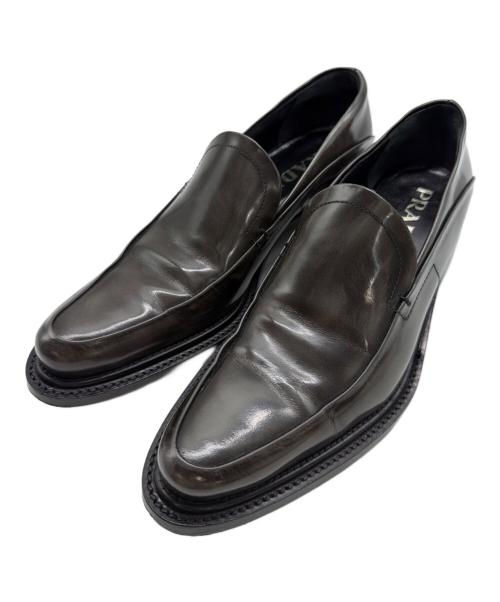 PRADA（プラダ）PRADA (プラダ) ローファー グレー サイズ:36　1/2の古着・服飾アイテム