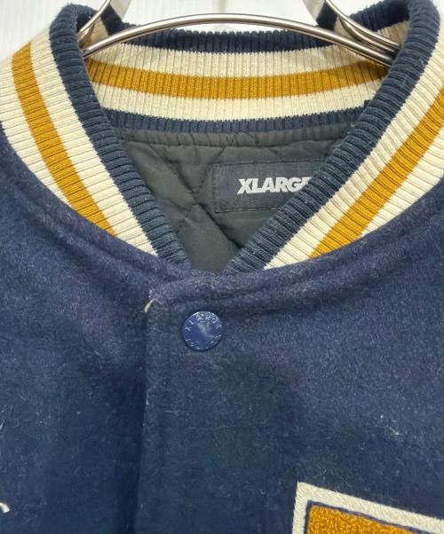 X-LARGE（エクストララージ）X-LARGE (エクストララージ) OG ロゴ バーシティ ジャケット ネイビー サイズ:Lの古着・服飾アイテム