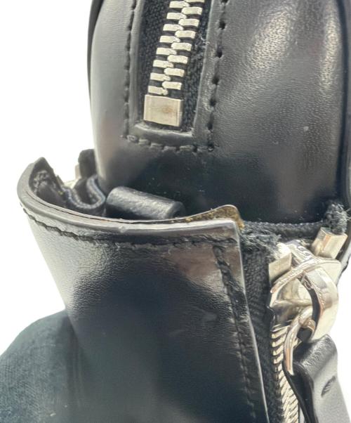 DIESEL（ディーゼル）DIESEL (ディーゼル) スタッツフリルショルダーバッグ ブラックの古着・服飾アイテム
